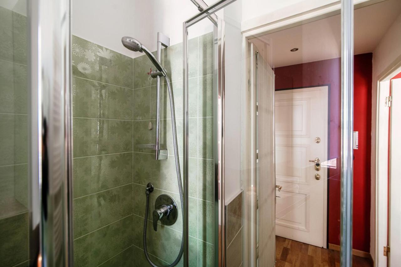 Anna'S Home Super Cozy Flat, With A/C, High Speed Wifi, Near The Lake And Public Transport Como Ngoại thất bức ảnh